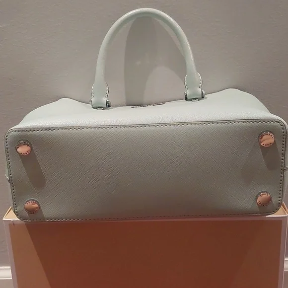 ❣️💫 MARK DOWN💫❣️ Michael Kors Bag - Picture 7 of 17